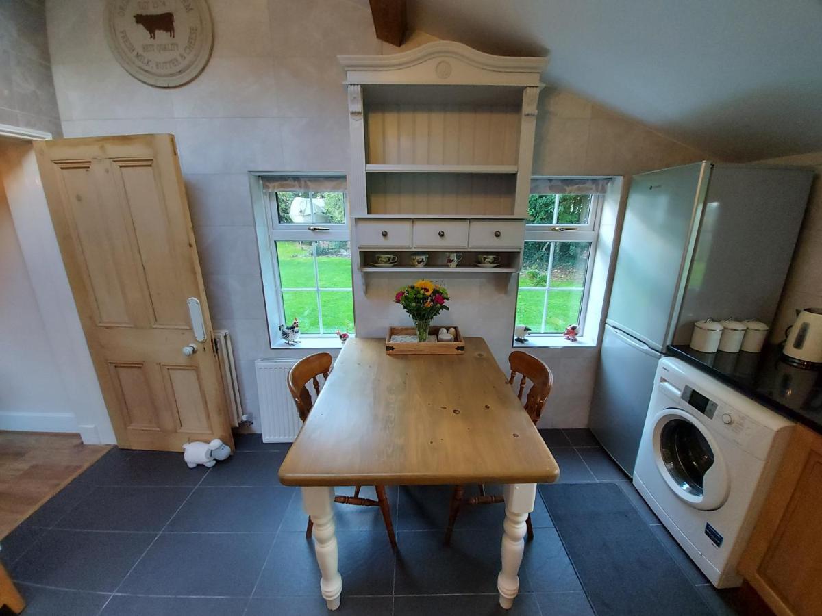 Saughall Mill Farm Cottage Chester Eksteriør bilde
