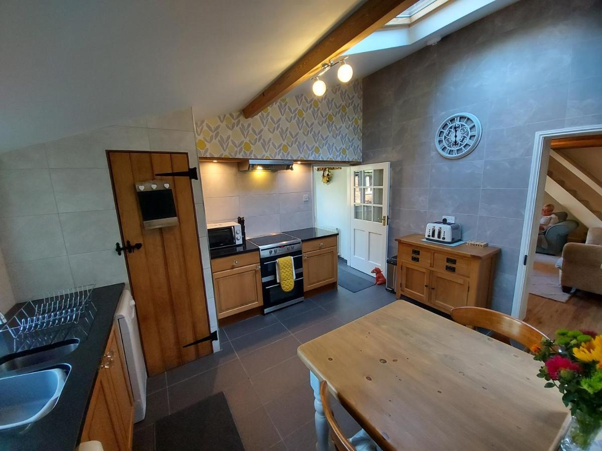 Saughall Mill Farm Cottage Chester Eksteriør bilde