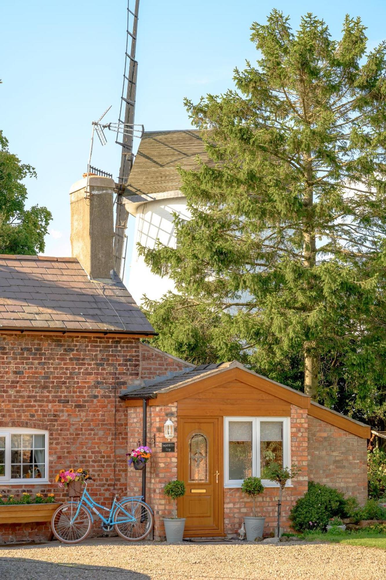 Saughall Mill Farm Cottage Chester Eksteriør bilde